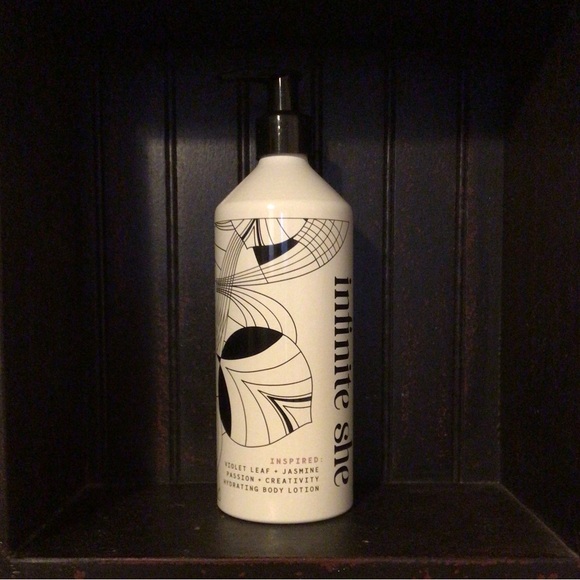 NEW Infinite She Inspired Hydrating Body Lotion - Picture 5 of 6